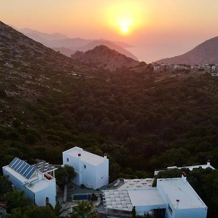Mourtzanakis Residence - Traditional Eco Hotel In Akhládha Extérieur photo