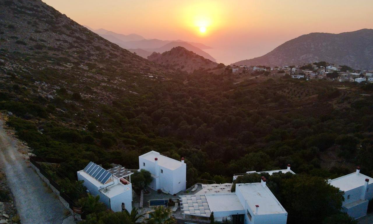 Mourtzanakis Residence - Traditional Eco Hotel In Akhládha Extérieur photo